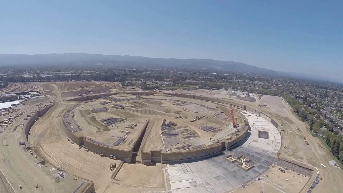 Apple’s secretive ‘Campus 2’ seen from drone, looks like a spaceship