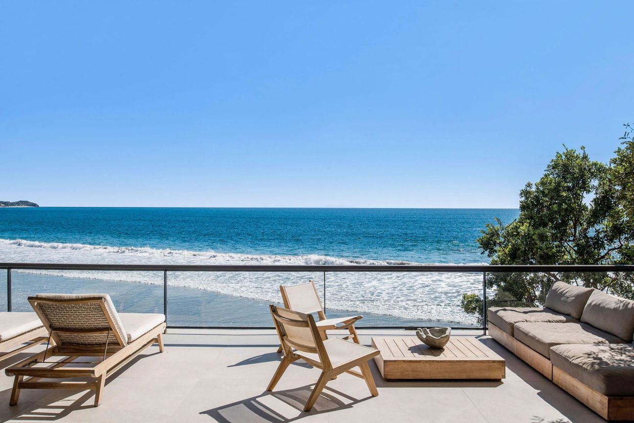 Step inside Steve McQueen's beautiful Malibu beach house | Gentleman's ...