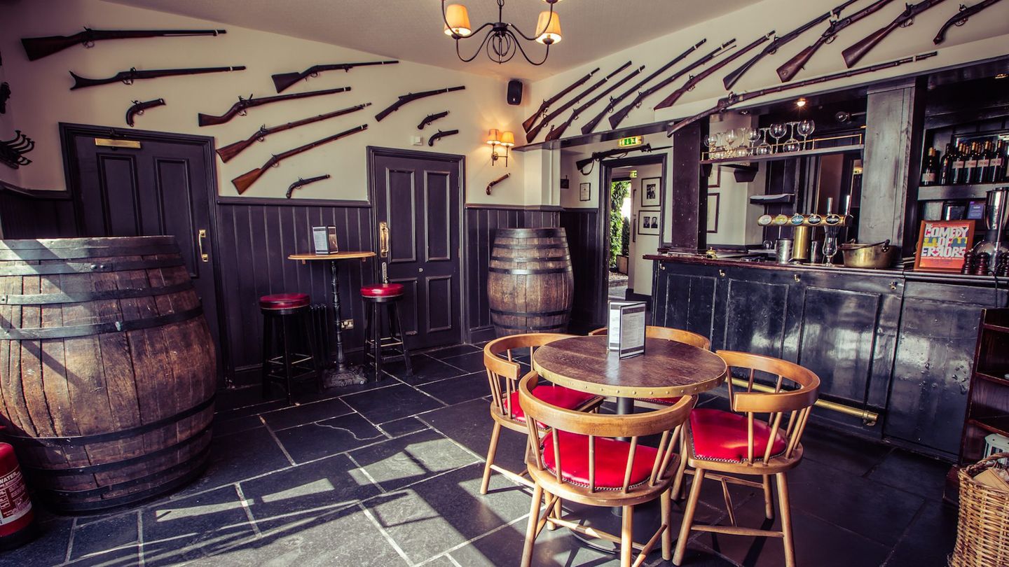 The riverside gastropub bringing fine food to Canary Wharf