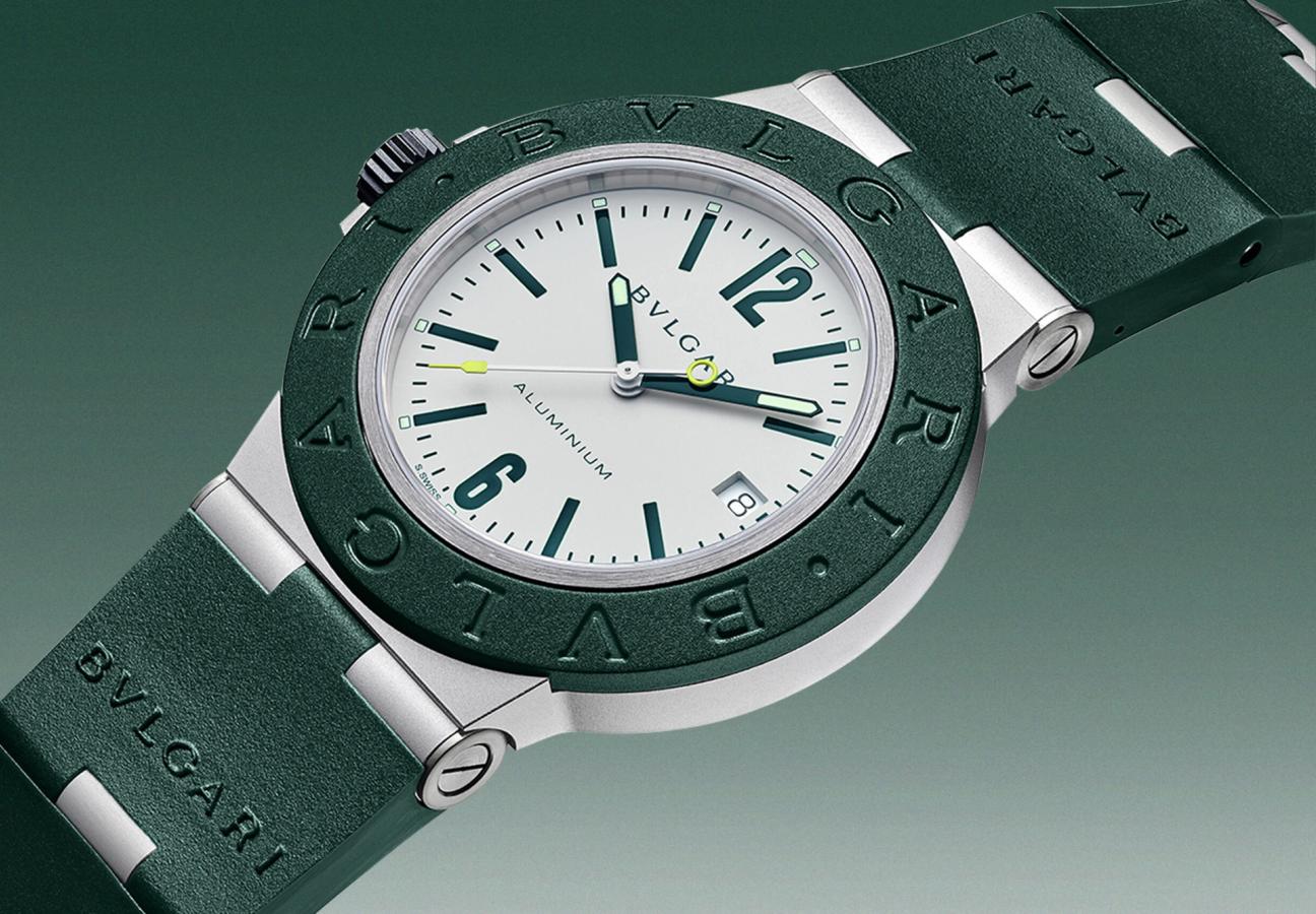 Bvlgari Aluminium Match Point Edition watch face in green and white
