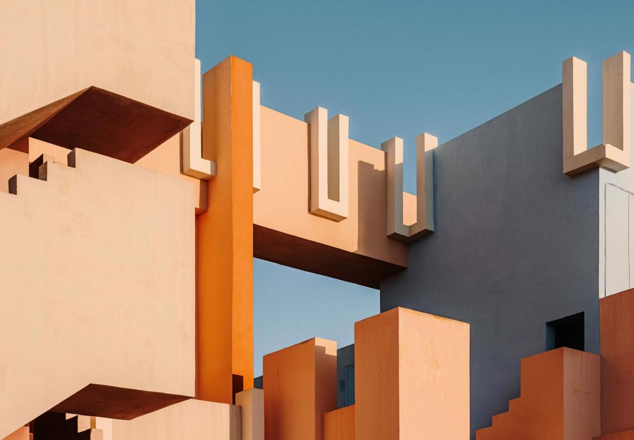 ricardo-bofill-la-muralla-roja