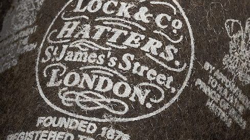 The perfect accessories to improve your image