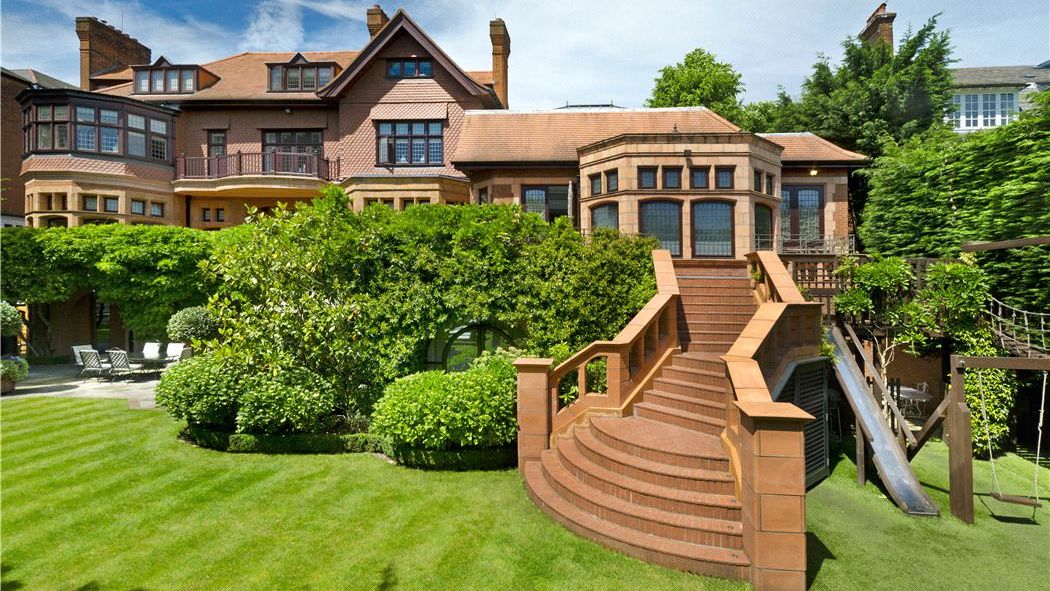 Property of the Week: Lyndhurst Road