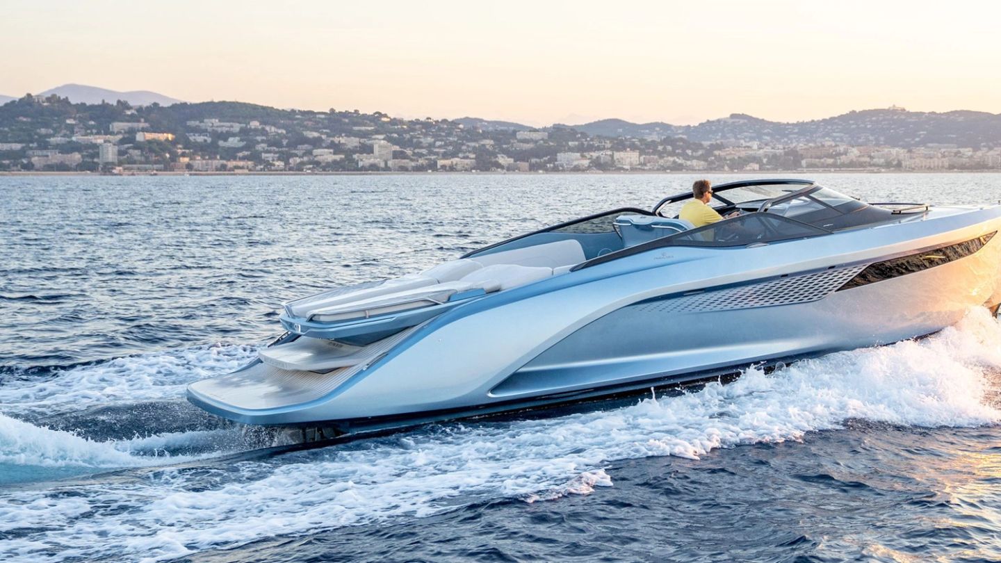 Swift and stylish, the Princess R35 is in a class of its own