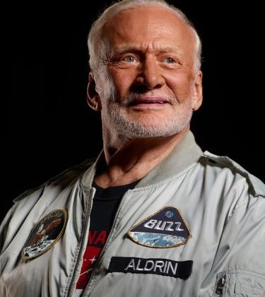 Buzz Aldrin talks through his life in pictures