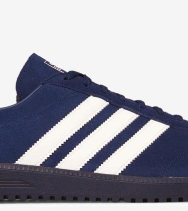 The Pick: The retro-inspired sneaker from the world’s most iconic sportswear brand