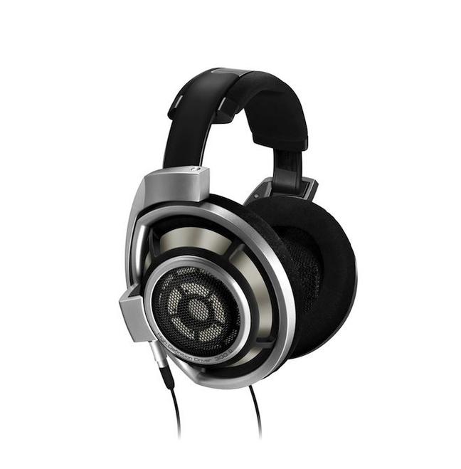 HD 800 002