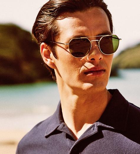 Dress like Daniel Craig’s Bond this summer with a Sunspel polo shirt