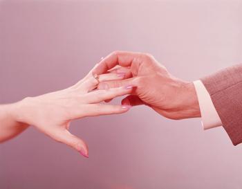 The gentleman's guide to proposing and selecting the perfect ring