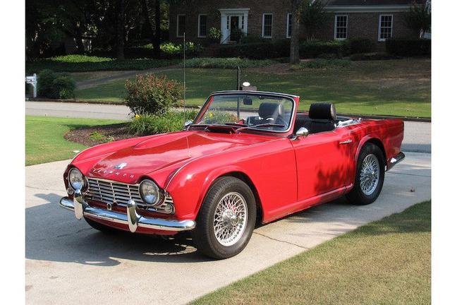 triumph-tr4-02