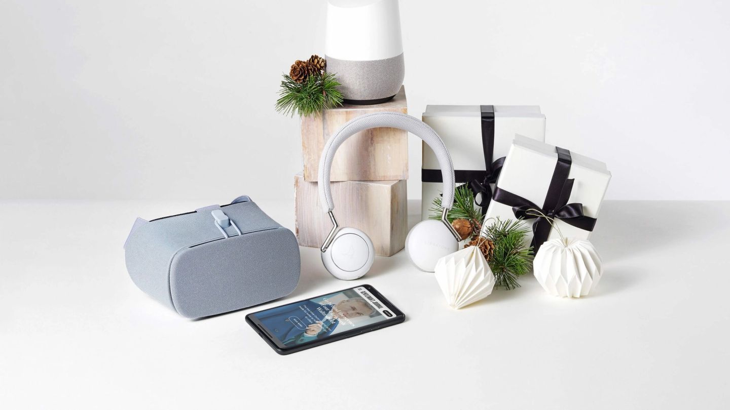Advent Calendar Day 20: Google Bundle, including Pixel 2 XL, Home Speaker and Virtual Reality Headset