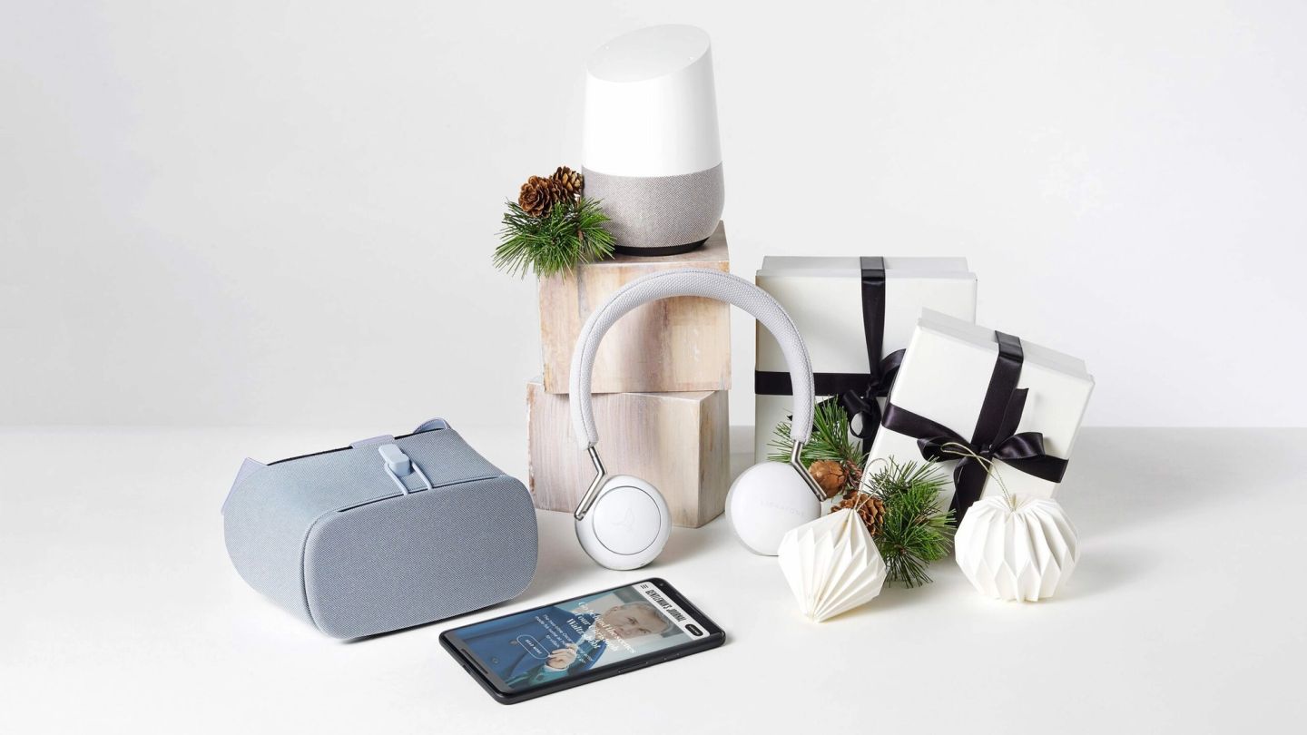 Advent Calendar Day 20: Google Bundle, including Pixel 2 XL, Home Speaker and Virtual Reality Headset