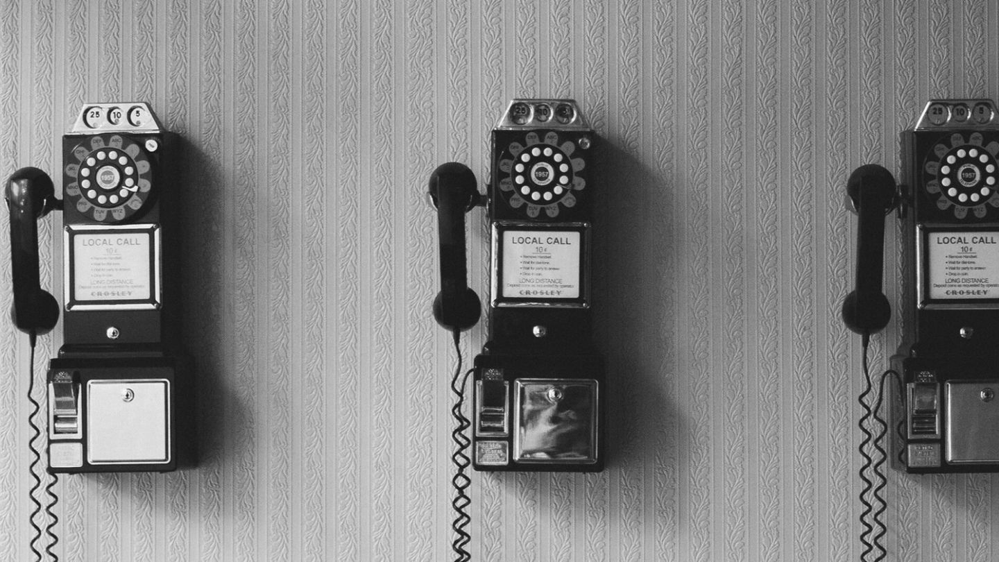 Business School: How companies should communicate in times of crisis