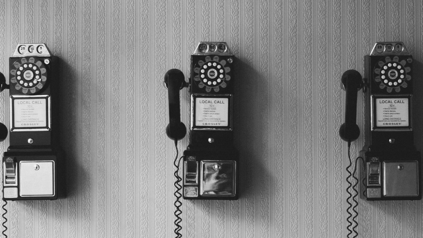 Business School: How companies should communicate in times of crisis