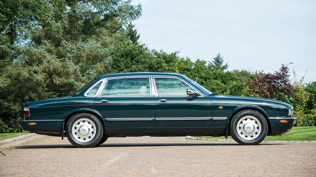 Classic car of the week: Queen Elizabeth II’s 2001 Daimler Supercharged V8