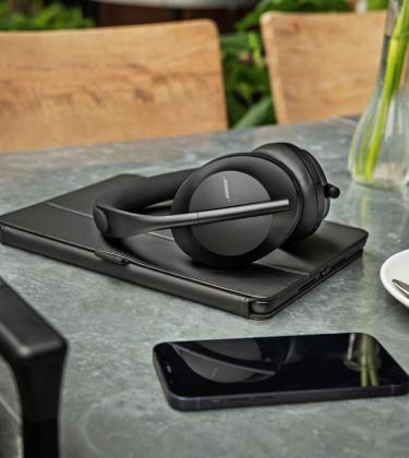 These are the best gifts for tech enthusiasts