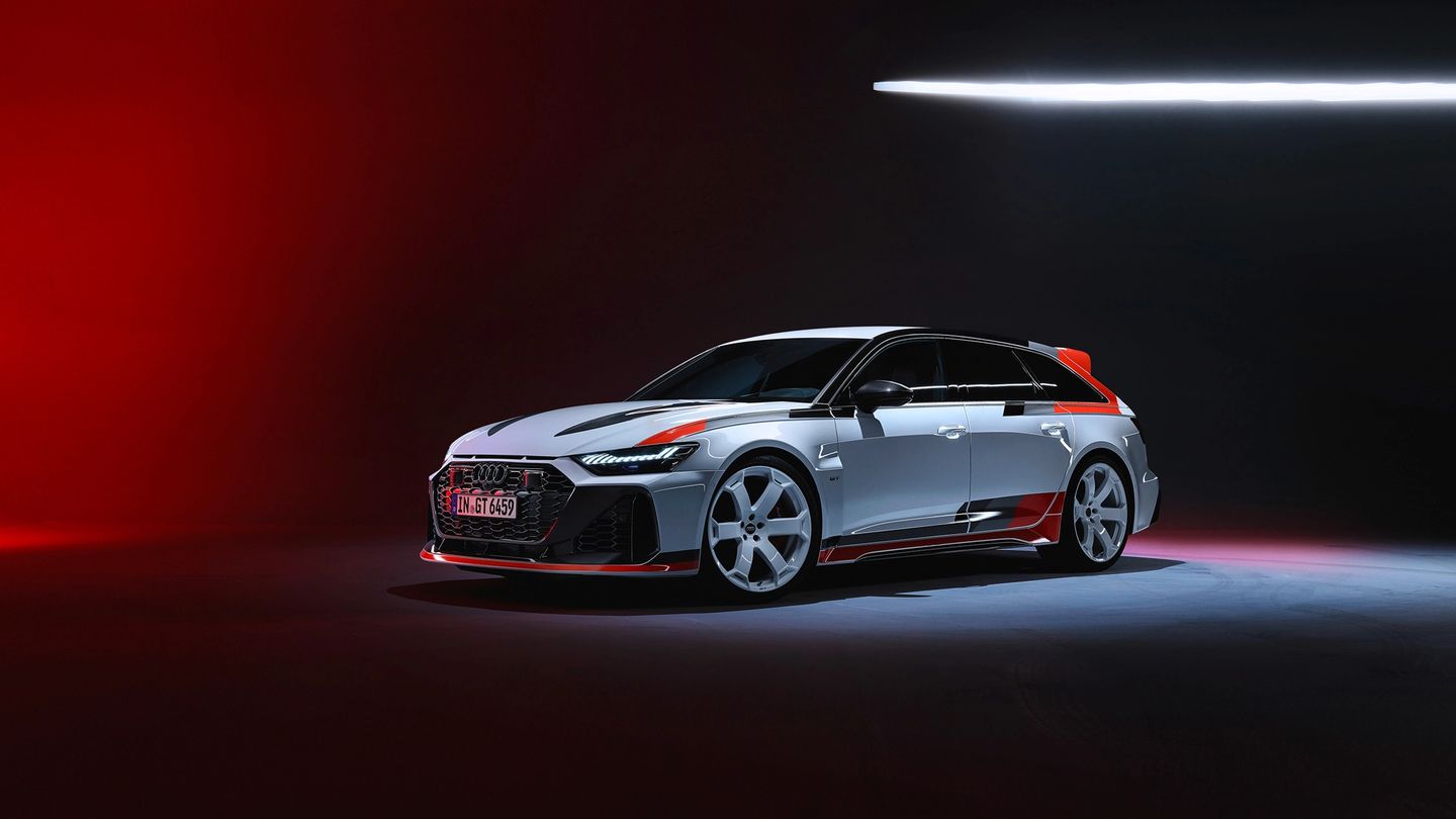 The Audi RS 6, the stuff of suburban-dad dreams, takes a final lap