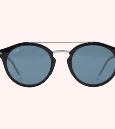 Editor’s Picks: Tod’s Sunglasses, Caterham Sports Car and Rotisserie Barbecue