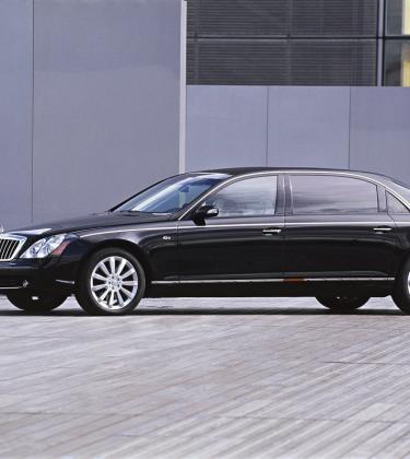 maybach history cars