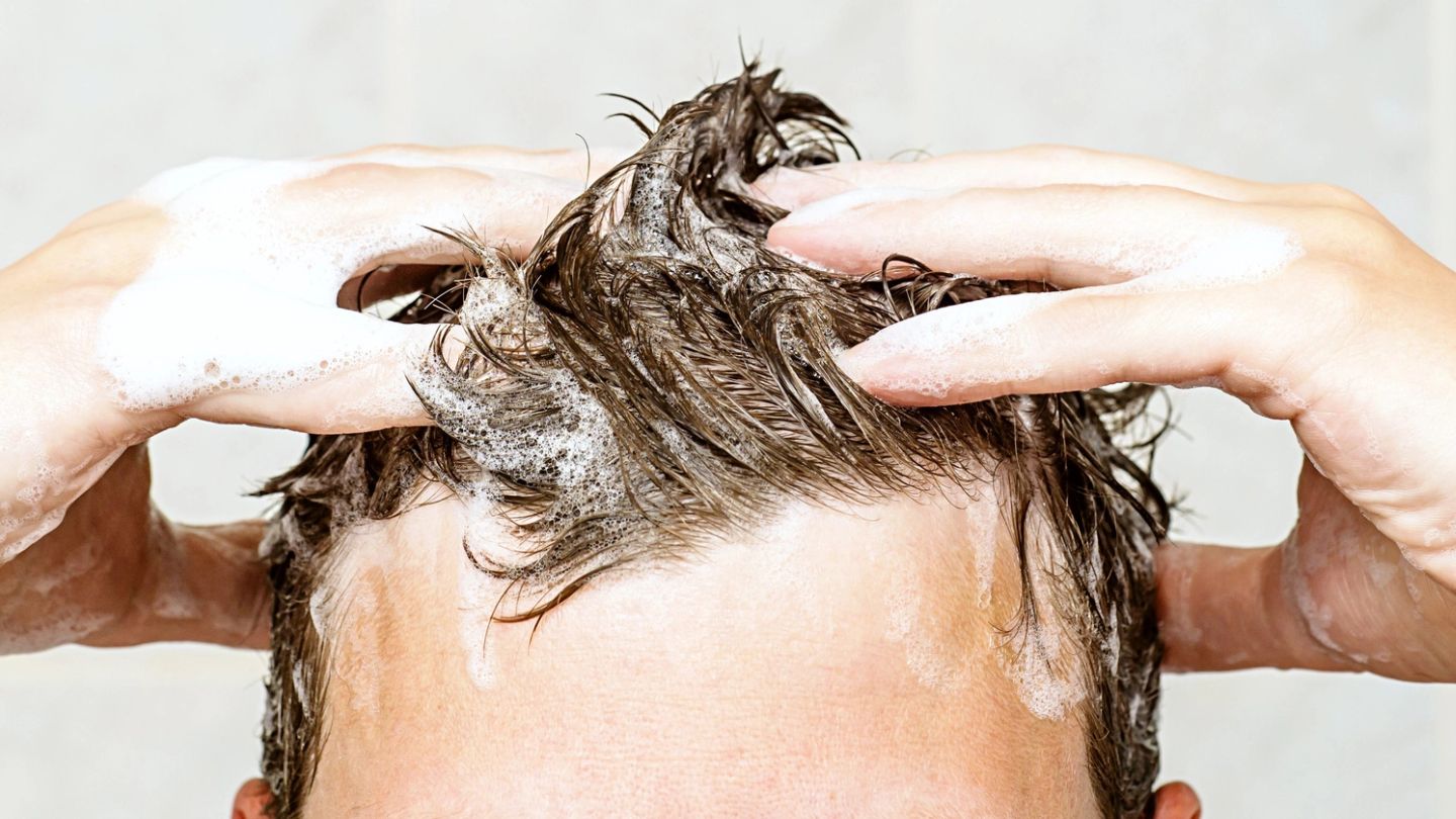 How often should a gentleman wash his hair?