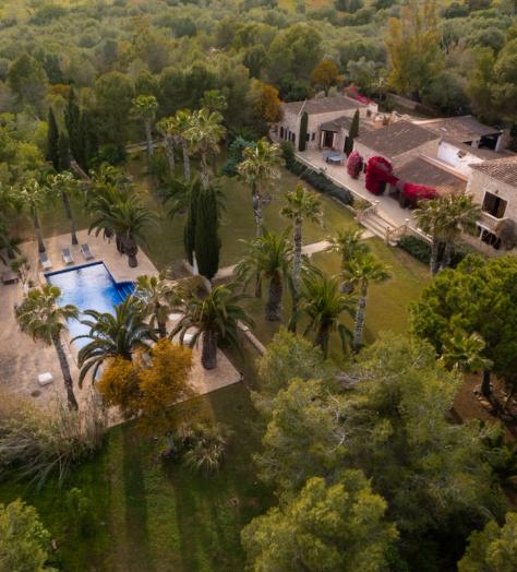 Hop from home to home with The Hideaways Club