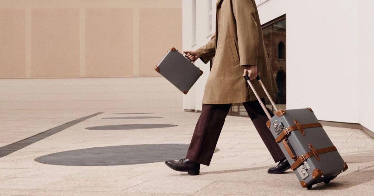 Suitcase or holdall? A guide on which is right for you... | Gentleman's ...