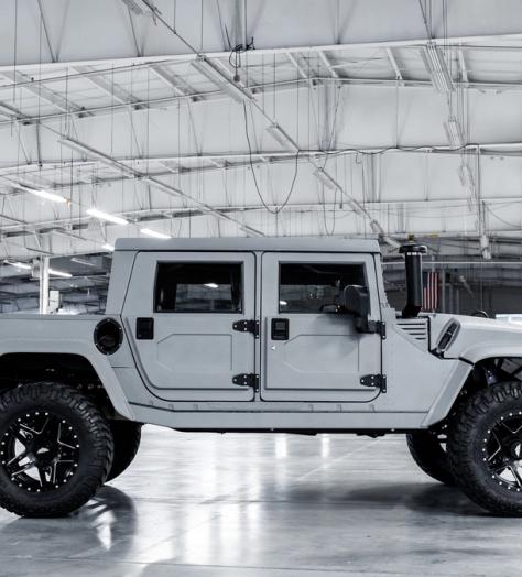 Editor’s Picks: Coffee-brewing alarm clock, a military-grade Hummer, and a suite fit for presidents