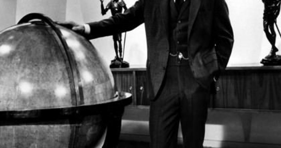 how-to-dress-like-a-gentleman-on-a-budget-the-gentleman-s-journal