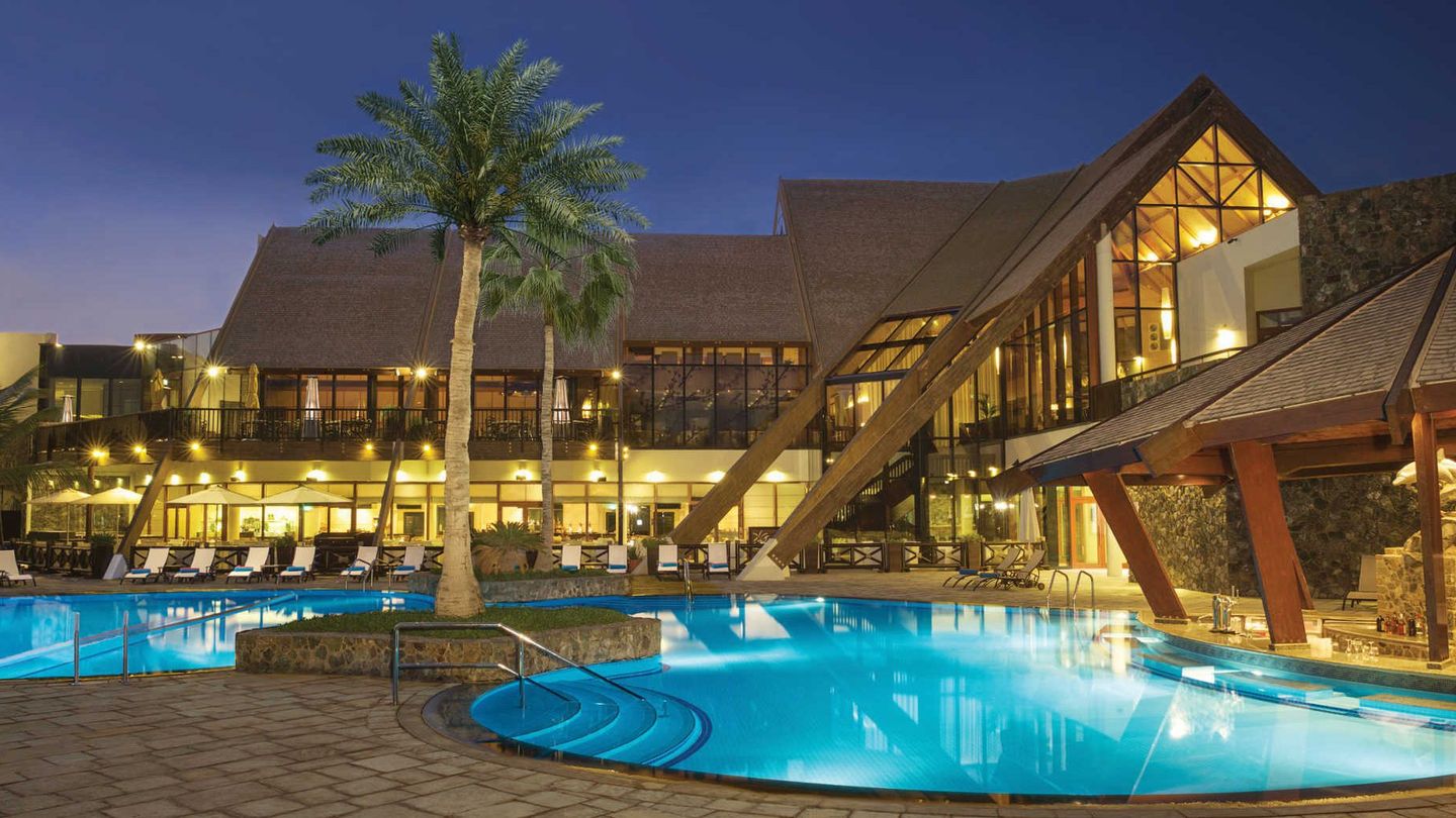 Inside the finest golf resort hotel in Dubai