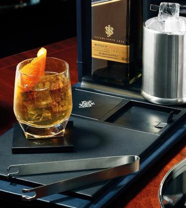 How to create the ultimate home bar