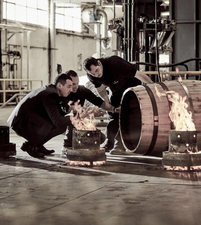 louis xiii cognac barrel making tiercon baptiste loiseau