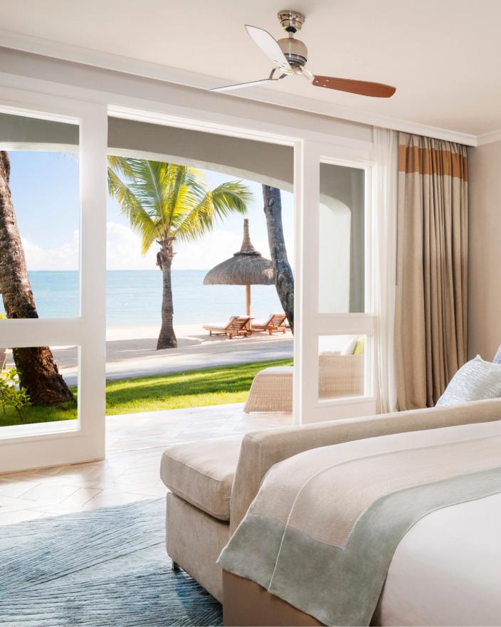 Bedroom opening onto a private pool at One&Only Le Saint Géran