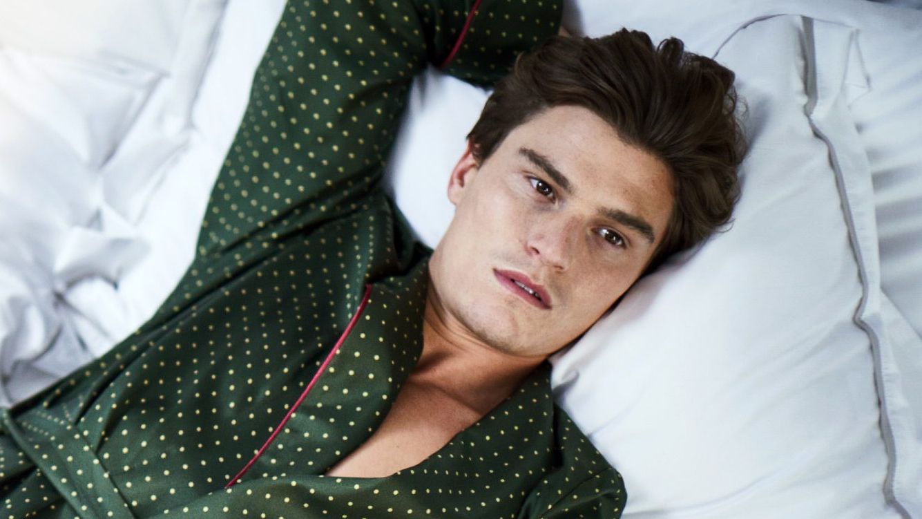 This is what a gentleman should wear to bed