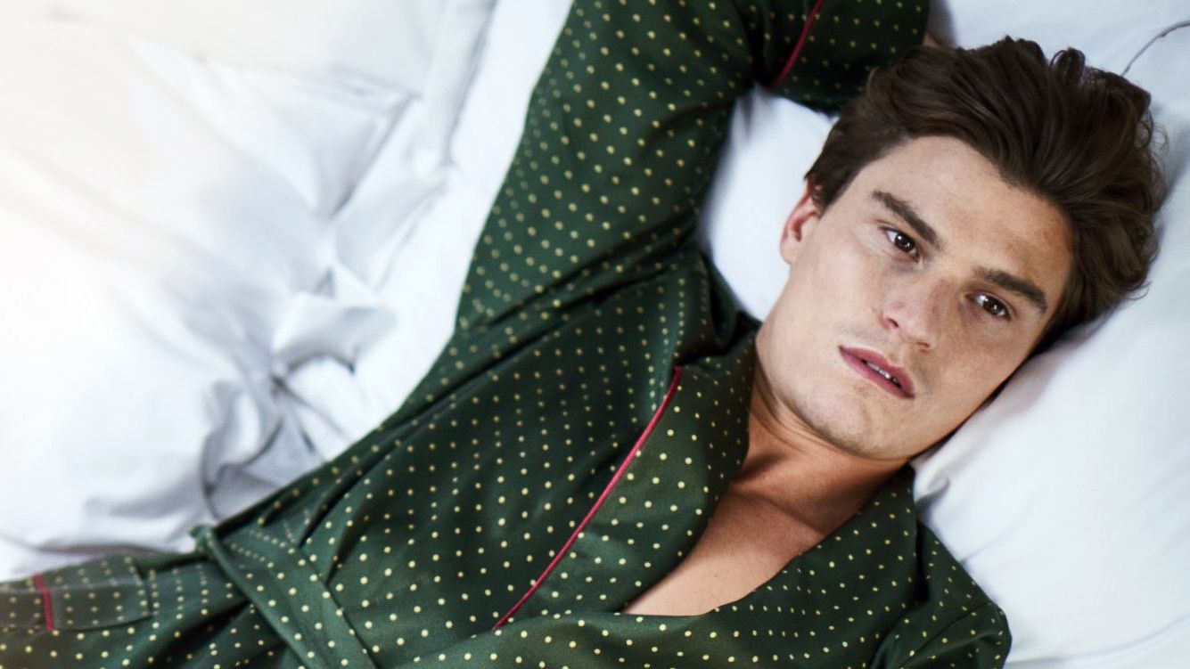 This is what a gentleman should wear to bed