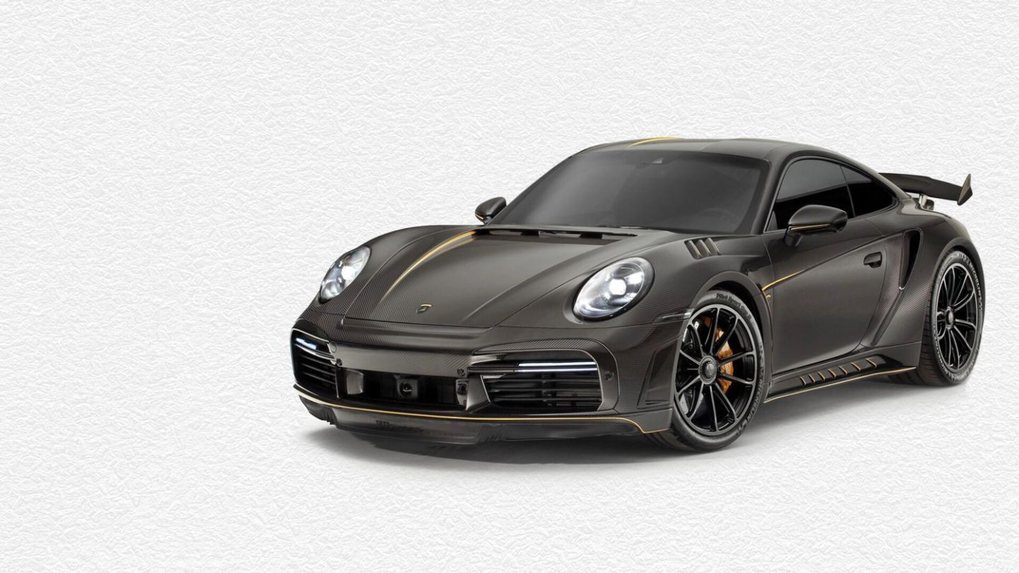 Editor’s Picks: Carbon Fibre Porsche, Smart Sunglasses and Outdoor Pool Table