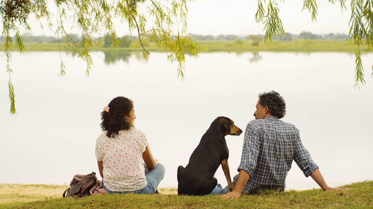 Review – Las Acacias