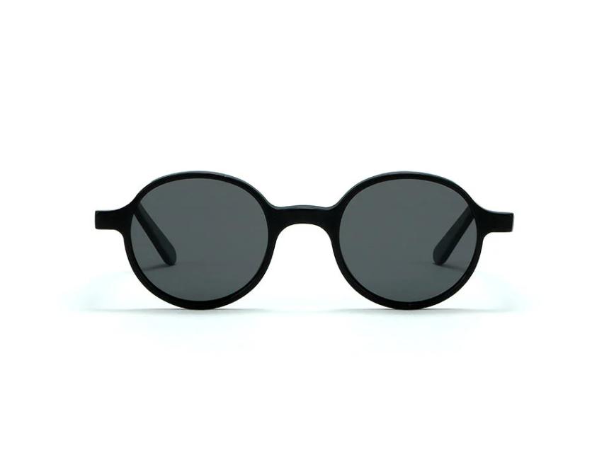 Reunion noir mat 22