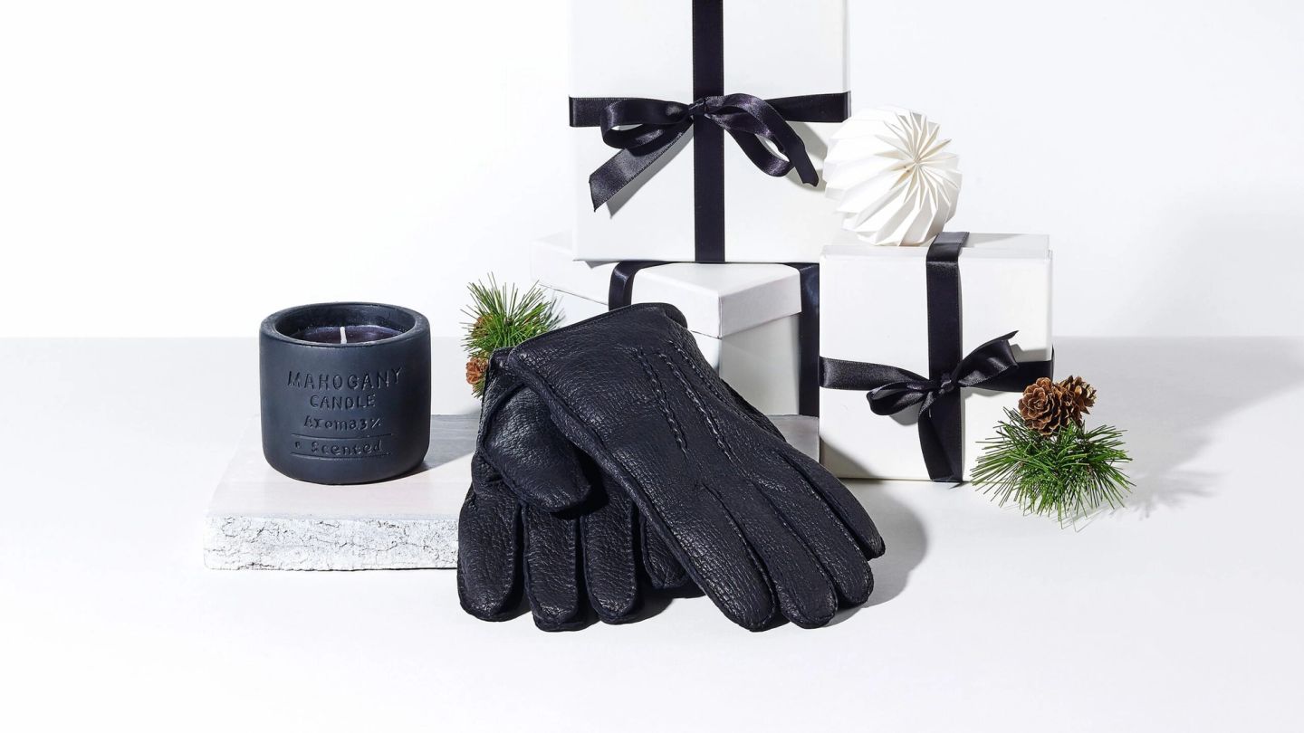 Advent Calendar Day 7: Huntsman Leather Gloves
