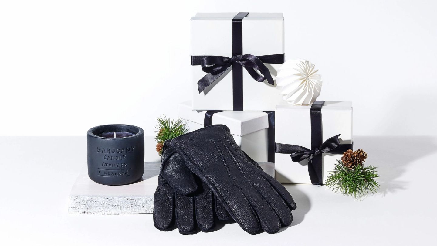 Advent Calendar Day 7: Huntsman Leather Gloves