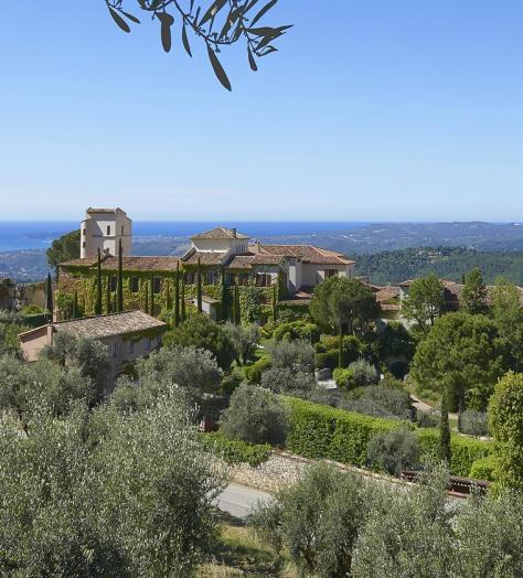 Chȃteau Saint-Martin is the ultimate in Riviera chic