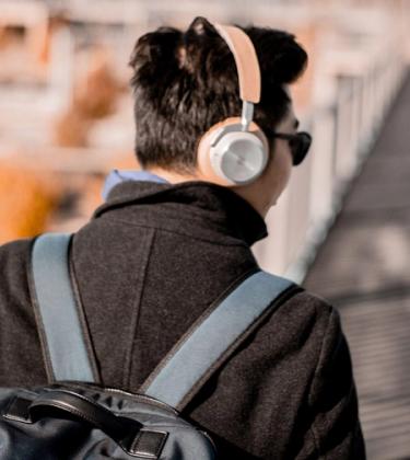 Pack these noise-cancelling headphones next time you travel