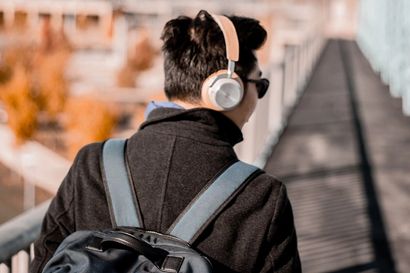Pack these noise-cancelling headphones next time you travel