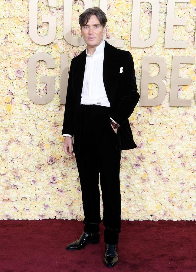 Cillian Murphy Dressed in full Saint Laurent By Anthony Vaccarello on the Golden Globes red carpet
