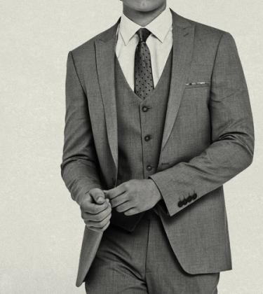 10 ways to make yourself more charismatic