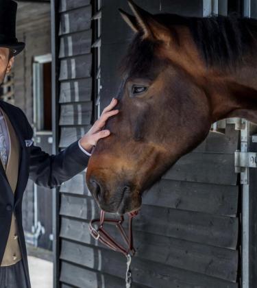 What to wear to the horse races this season