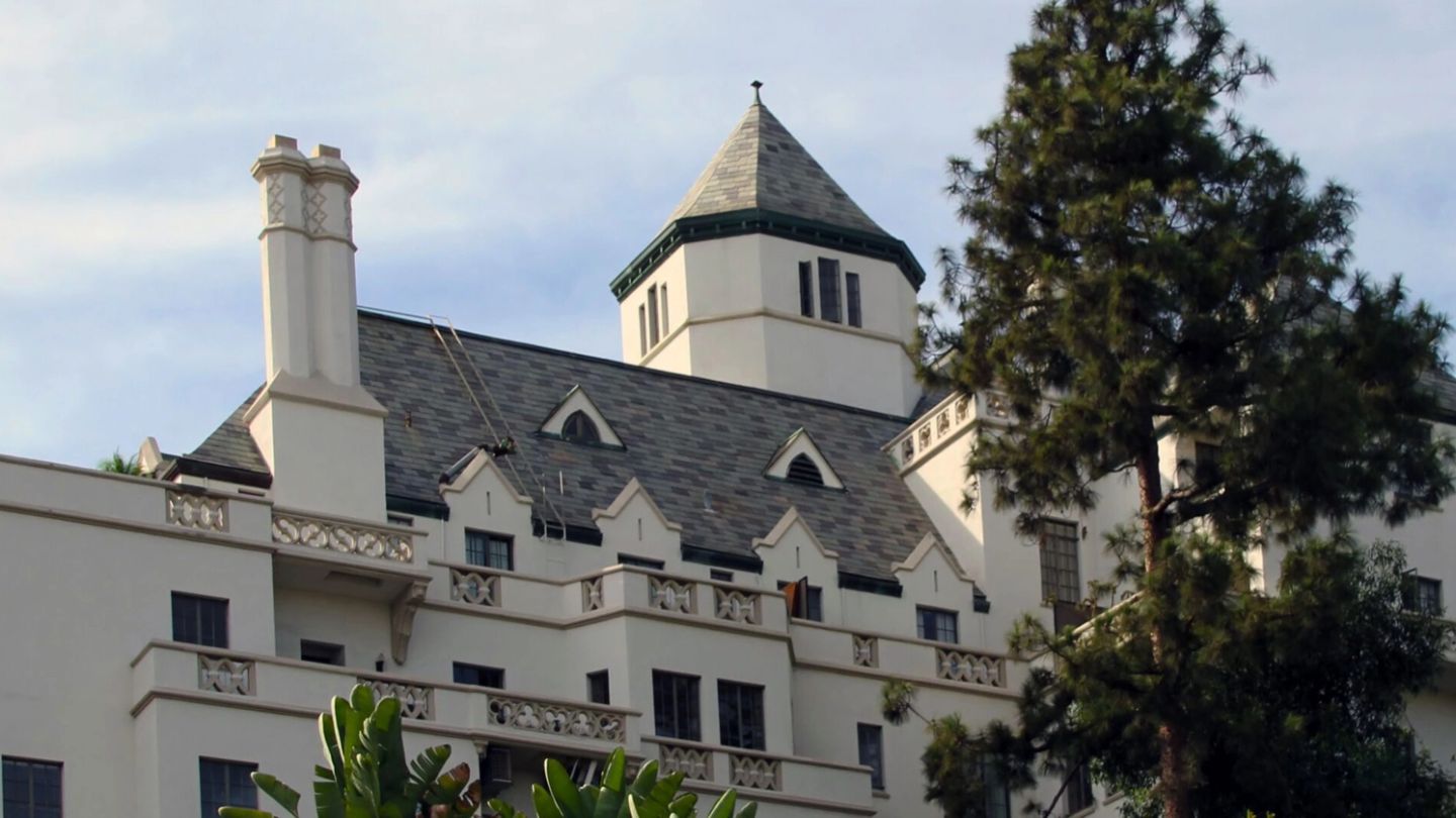 Secrecy, scandal and celebrity down at Chateau Marmont