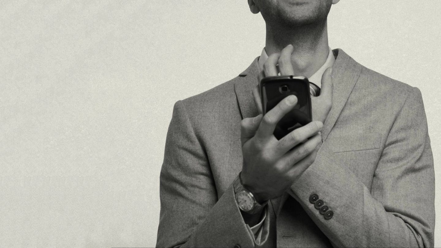 Here’s everything you should know before using a dating app