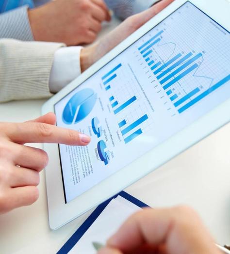 wealth-management-apps-tablet