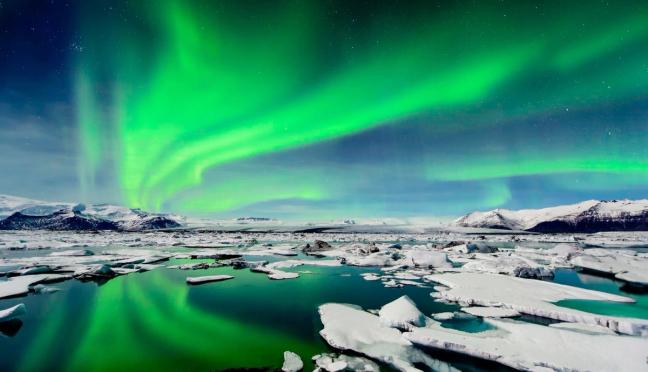 Iceland aurora northern lights by Larry Gerbrandt