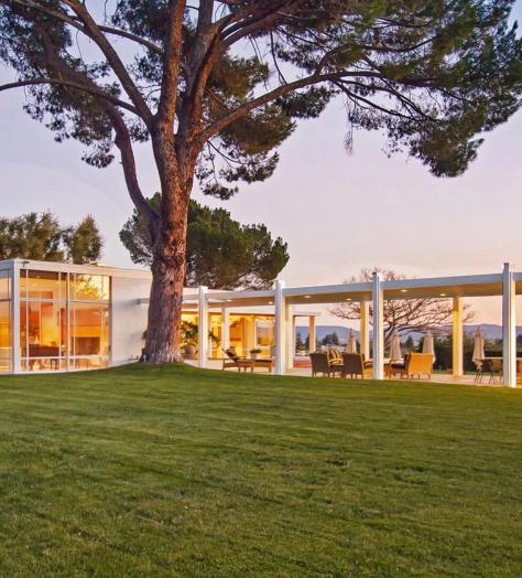 Take a look around Frank Sinatra’s Los Angeles home